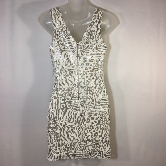 Party dress. Silver and White Forever 21 Sz S - Picture 4 of 8
